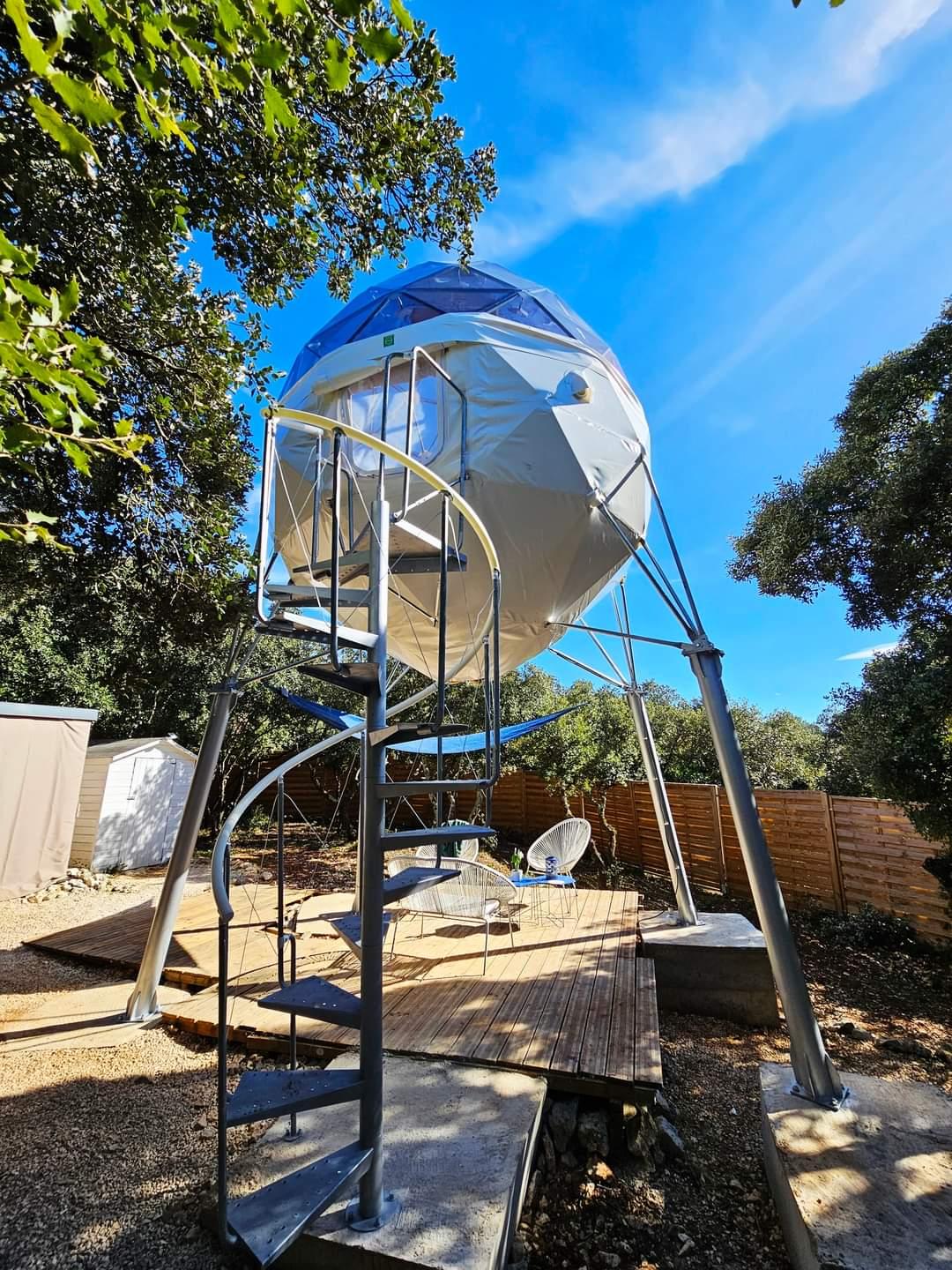 Hébergement insolite près de Montpellier : pourquoi choisir l'Astronarium