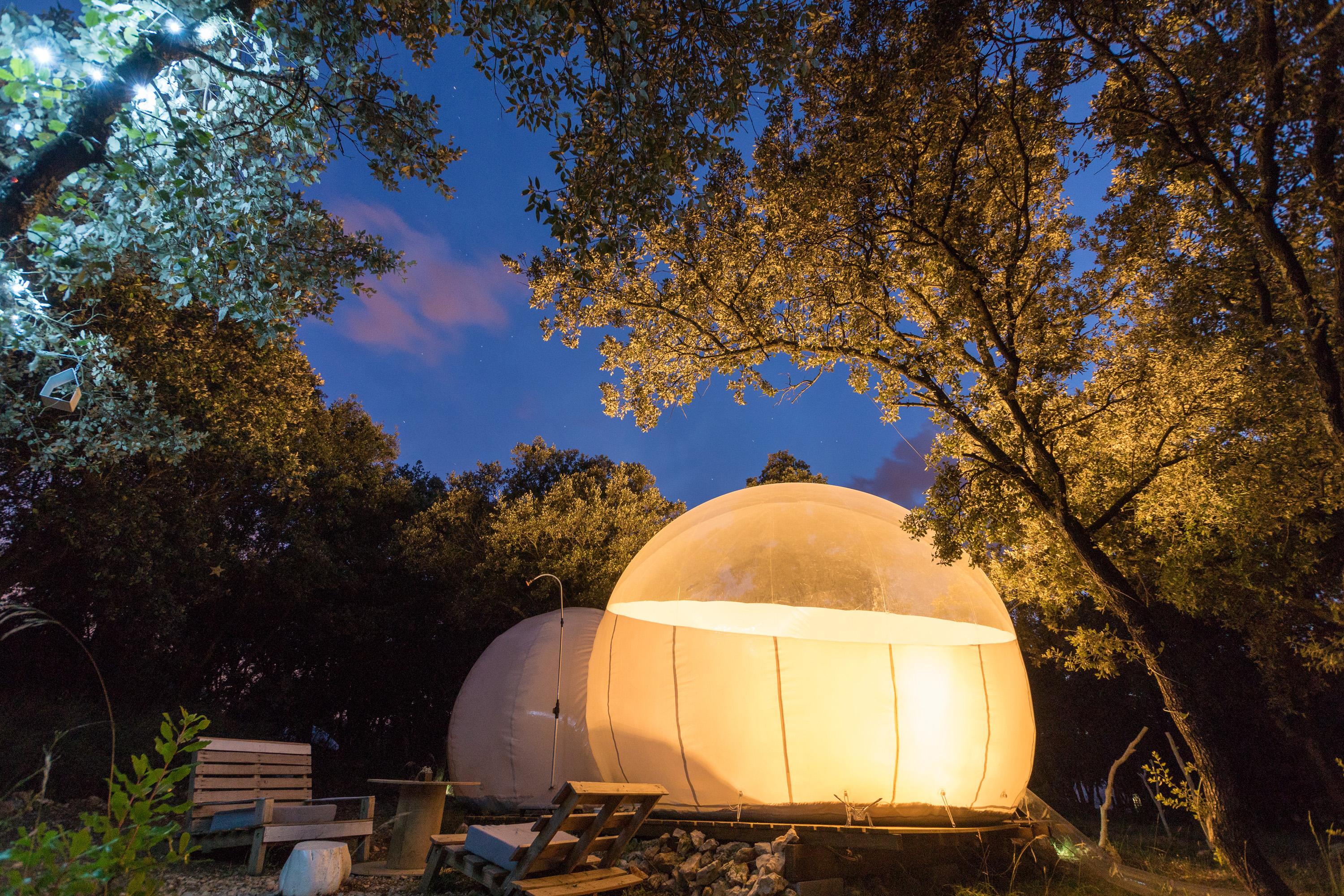 Hébergement insolite près de Nîmes : notre alternative en Hérault