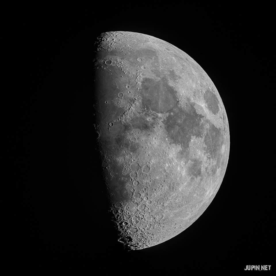 Nuit d'hiver sous les étoiles : le ciel le plus pur de l'année