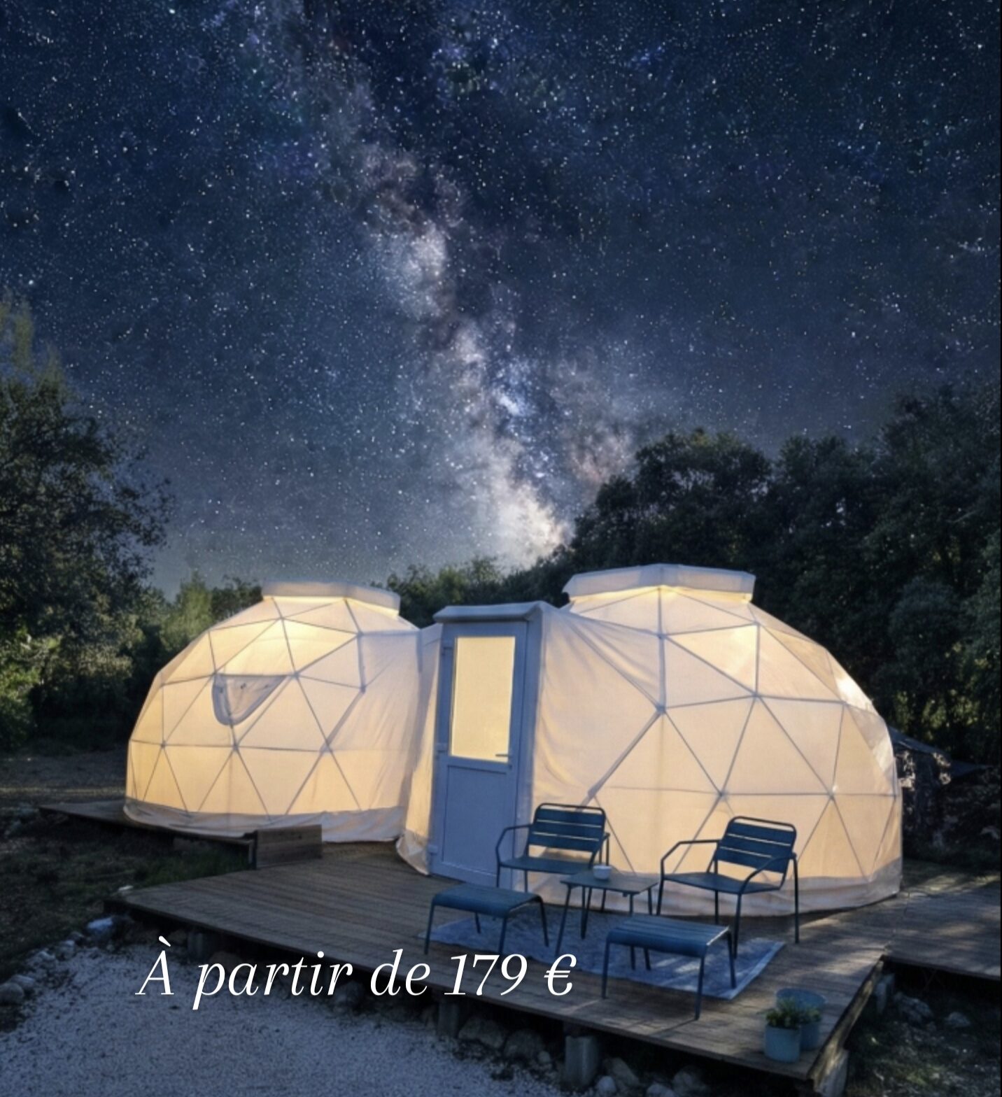 Hébergement insolite Bulle Constellation et spa privatif