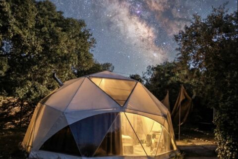 Dôme Army Expérience en pleine nature avec jacuzzi privé